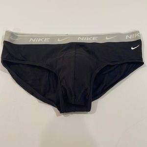 Nike Dri Fit Briefs XL No Fly.**